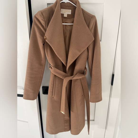 Michael Kors Jackets & Blazers - Michael Kors Asymmetrical Elegant Tan Women's Coat